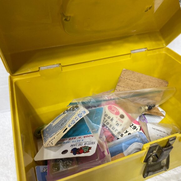 Yellow Plastic Sewing Organizer Box With Handle & Lock - Picture 7 of 9